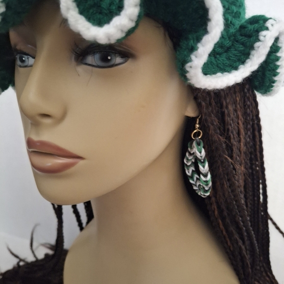 Open Top Ruffle Bucket Hat - Picture 5 of 5